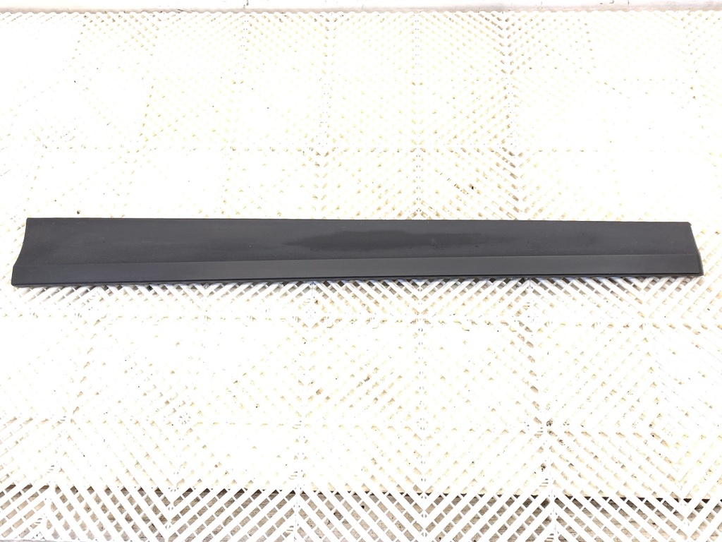 [STARK-856733] Moldura de puerta delantera izquierda BMW X3 (F25) 2010-2017