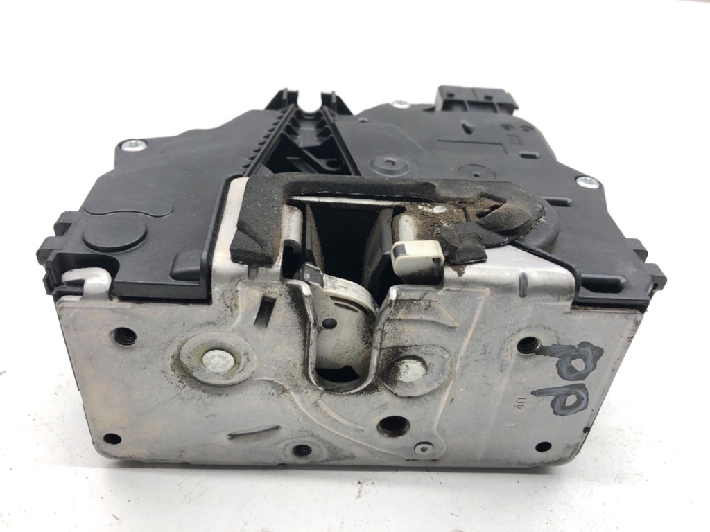 [STARK-857707] Cerradura de puerta delantera derecha PEUGEOT BOXER 2006-2022