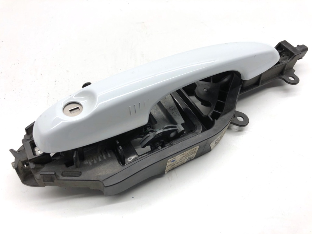 [STARK-862091] Manilla exterior de puerta delantera izquierda Ford Focus IV Turnier (HP) 2.0 EcoBlue 150 CV 2018-2022