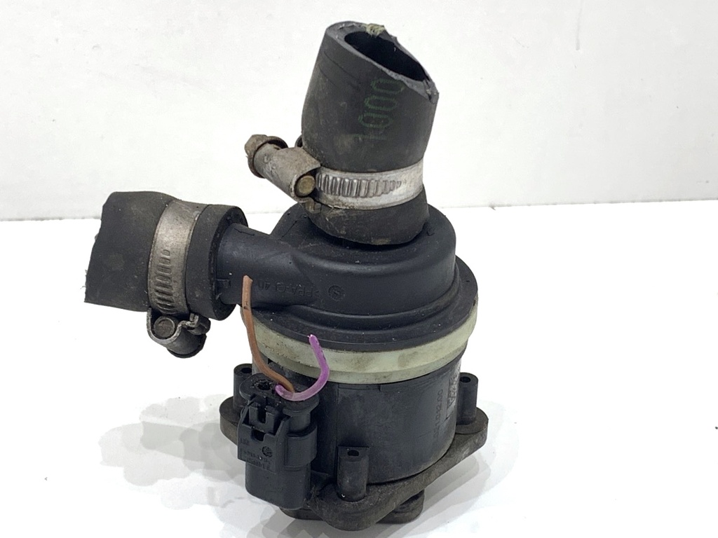 [STARK-864223] Bomba de agua adicional FORD GRAND C-MAX (DXA/CB7, DXA/CEU) 2.0 TDCi 103 kW 2010-2019