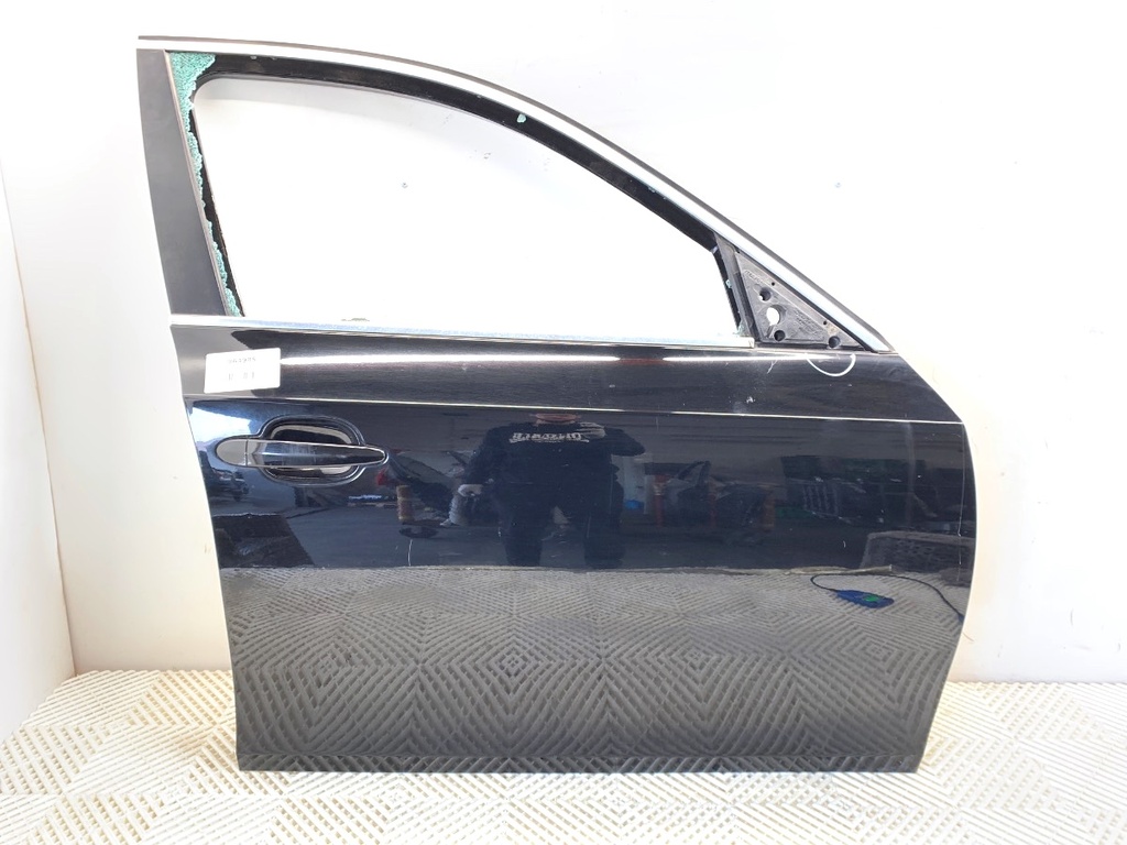 [STARK-864985] Puerta delantera derecha BMW Serie 5 Touring (E61) 2004-2010