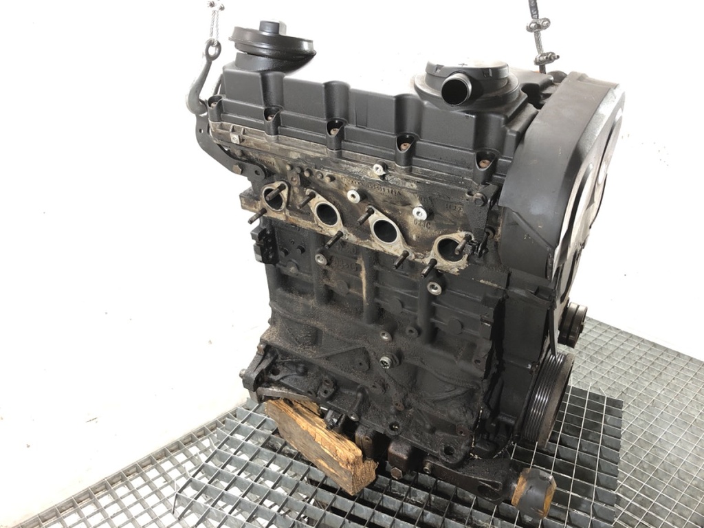 [STARK-712846] Motor AUDI A4 B7 Avant (8ED) 2.0 TDI 16V 103 kW (140 CV) BLB 2004-2008