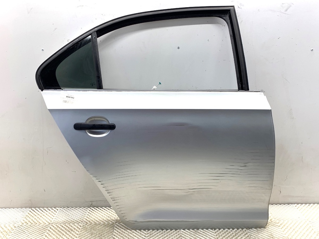 [STARK-868783] Puerta trasera derecha SKODA Rapid (NH3, NK3, NK6) 2012-2022