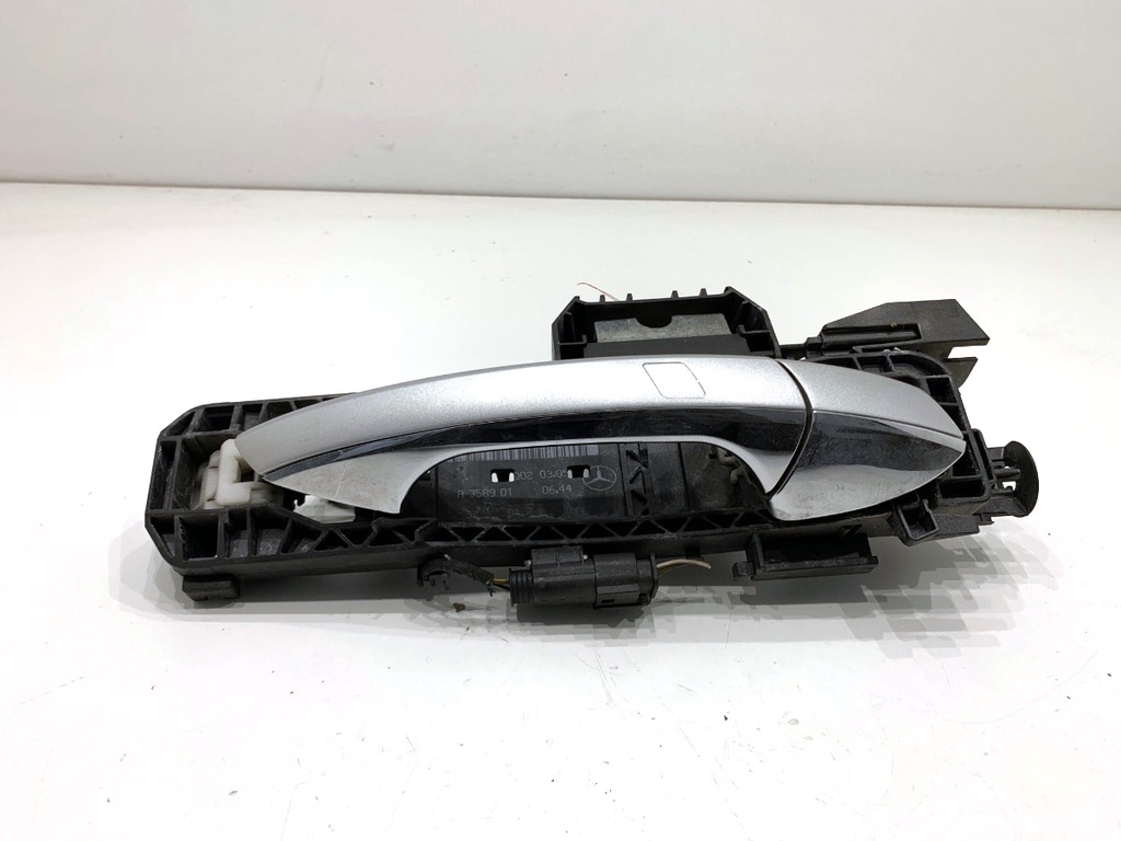 [STARK-871608] Manilla exterior derecha trasera Mercedes-Benz Clase GL (X166) 2012-2015