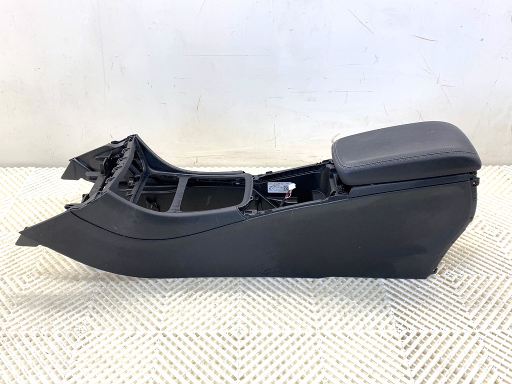 [STARK-873038] Túnel central Mercedes-Benz Clase GLA (X156) 2013-2022