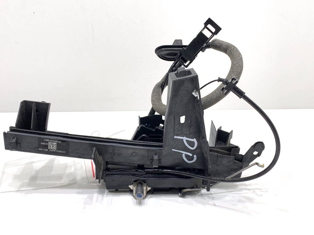 [STARK-873825] Cerradura puerta delantera izquierda Ford Fiesta VII (HJ, HF) 2017-2022