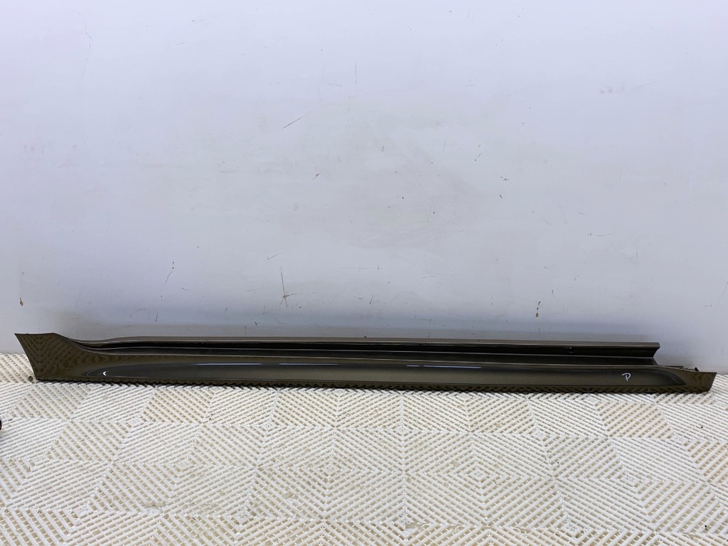 [STARK-875007] Umbral de puerta derecho Toyota Yaris (P21, PA1, PH1) 2020-