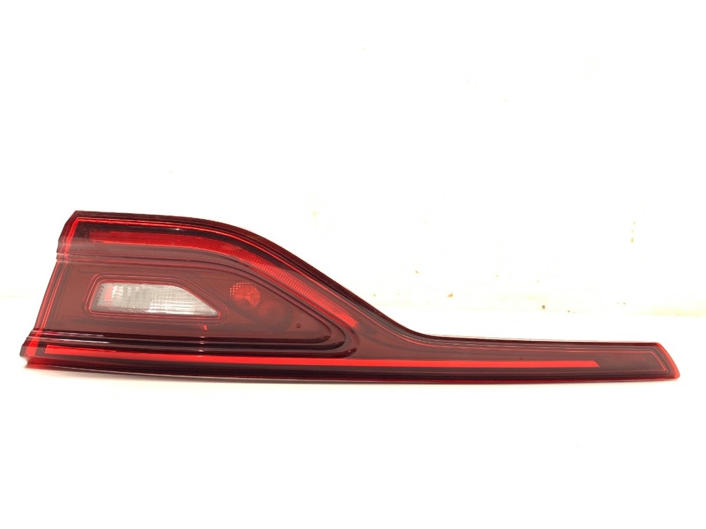 [STARK-875349] Piloto trasero derecho RENAULT TALISMAN (LP_) 2015-2022