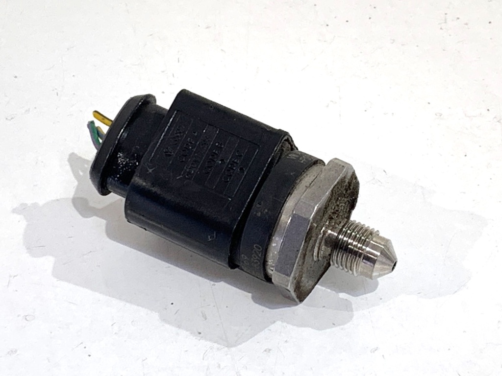 [STARK-877720] Sensor de presión de combustible SKODA KAMIQ (NW4) 1.0 TSI 81 kW 05E906054A