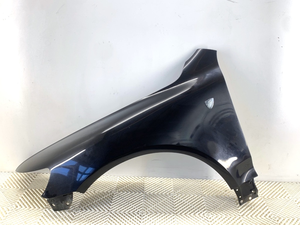 [STARK-878037] Aleta delantera izquierda VW Touareg (7LA, 7L6, 7L7) 2002-2013