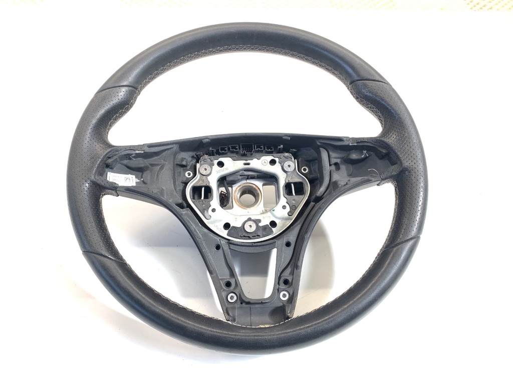 [STARK-879185] Volante Mercedes-Benz Clase A (W176) 2012-2018