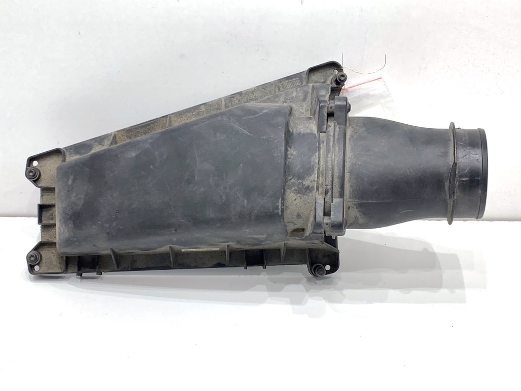 [STARK-879151] Caja de filtro de aire Mercedes-Benz Clase A (W176) 2012-2018 A2700900601
