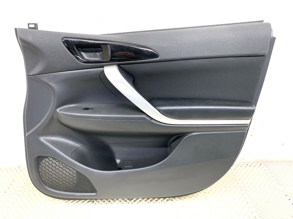[STARK-880090] Panel de puerta delantero derecho Mitsubishi Eclipse Cross (GK_) 2017-2022