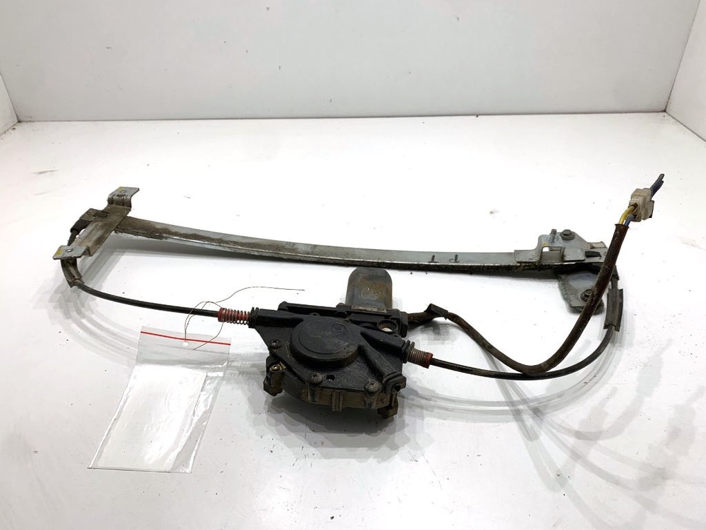 [STARK-884054] Elevador de ventanilla trasera derecho TATA Safari (42_FD) 2.0 TDi 4x4 2003-2022