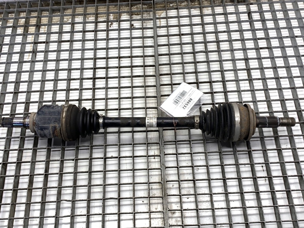 [STARK-886532] Semieje delantero izquierdo Toyota Auris (_E18_) 1.3 (NRE180_) 2012-2018