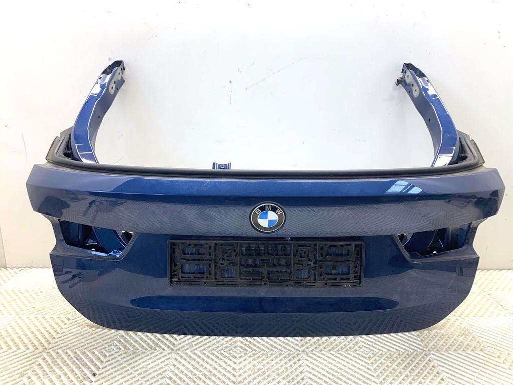 [STARK-905022] Portón trasero BMW Serie 3 Touring (G21, G81) 2019-2022