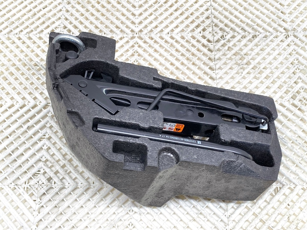 [STARK-887111] Kit de herramientas OPEL CORSA E (X15) 1.4 55 kW 2014-2022