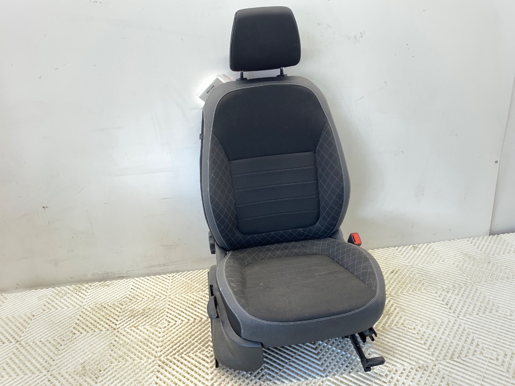 [STARK-887286] Asiento delantero derecho SKODA Fabia III Kombi (NJ5) 2014-2022