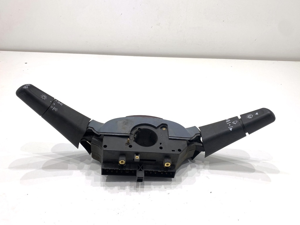 [STARK-887519] Combinado de luces e intermitentes Mercedes-Benz Sprinter 2-t (B901, B902) 1995-2006