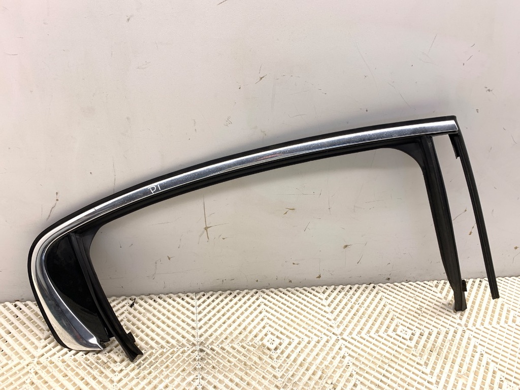 [STARK-888639] Panel de puerta trasera derecha PEUGEOT 508 I (8D_) 2.0 BlueHDi 180 133 kW 2014-2018