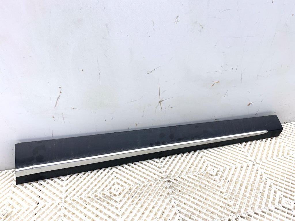 [STARK-889011] Panel de puerta delantero izquierdo Mazda CX-3 (DK) 2015-2022