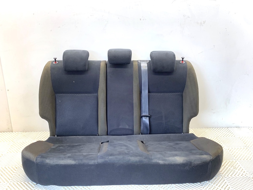 [STARK-889931] Asiento trasero Nissan Juke (F15) 2010-2022 1.2 DIG-T 115 CV