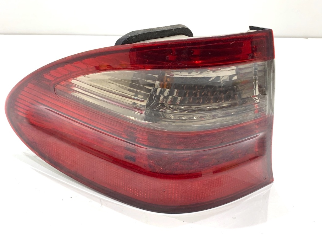 [STARK-890462] Piloto trasero izquierdo Mercedes-Benz Clase E T-Model (S211) 2003-2009
