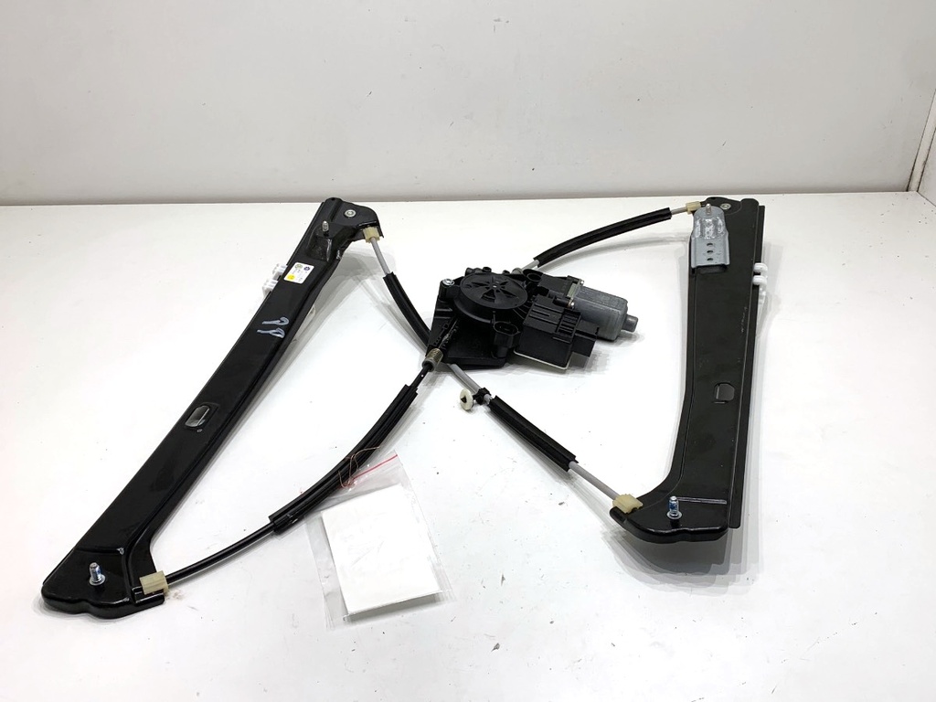 [STARK-891152] Elevador de ventana delantero derecho SKODA KAMIQ (NW4) 2019-2022
