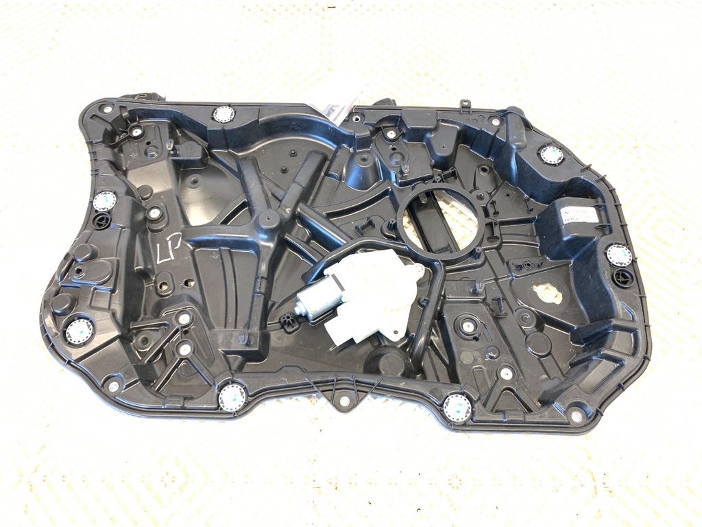[STARK-896346] Elevalunas delantero izquierdo BMW Serie 5 Touring (G31) 2017-2022