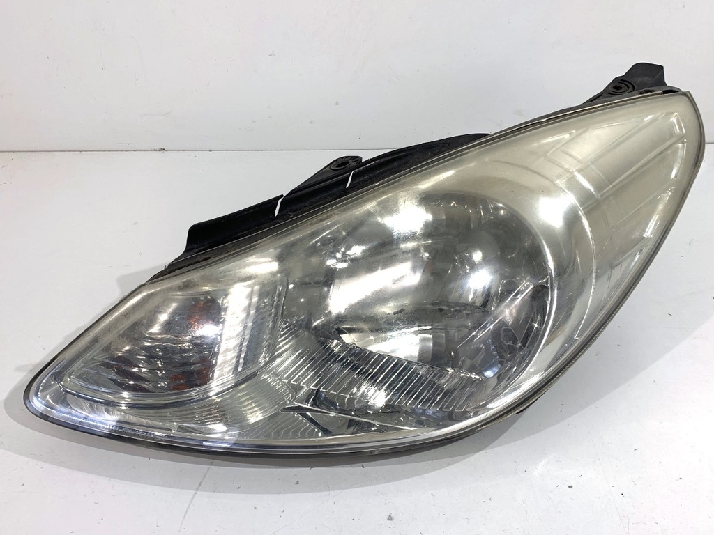 [STARK-896933] Faros delanteros izquierdos HYUNDAI i10 I (PA) 2007-2022