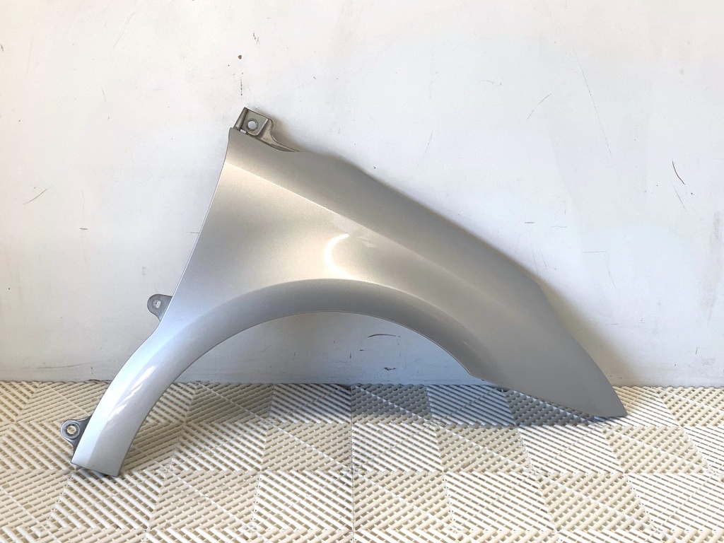 [STARK-898717] Aleta delantera derecha CITROEN C4 coupe (LA_) 1.6 HDi 66 kW 2004-2011