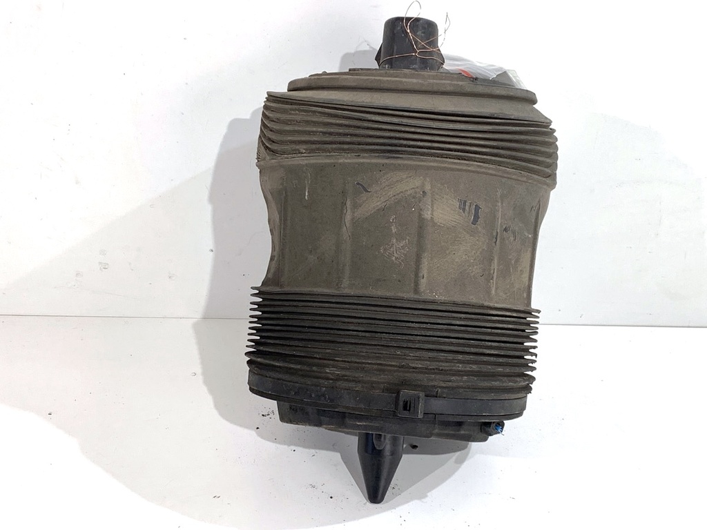 [STARK-835466] Suspensión neumática trasera derecha Audi A6 C8 Avant (4A5) 2018-2022
