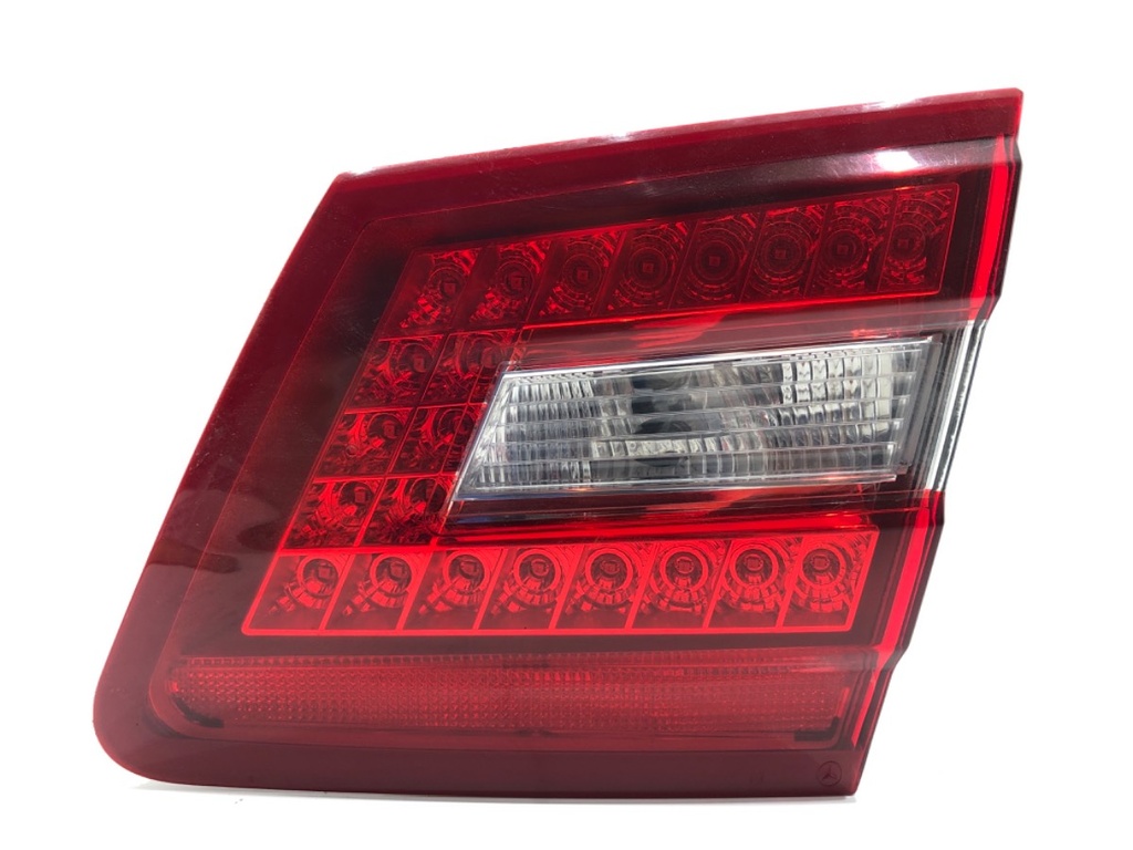 [STARK-906899] Piloto trasero derecho MERCEDES-BENZ Clase E T-Model (S212) 2009-2016