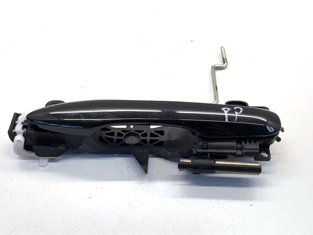 [STARK-907339] Manilla exterior de puerta delantera derecha para Toyota Yaris Cross (MXP_) 2020-2022