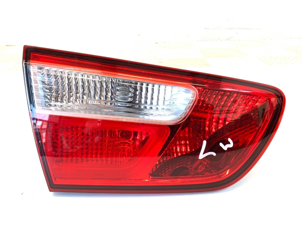 [STARK-911916] Piloto trasero izquierdo KIA RIO III sedán (UB) 1.25 CVVT 63 kW [86 KM] gasolina 2011-2017