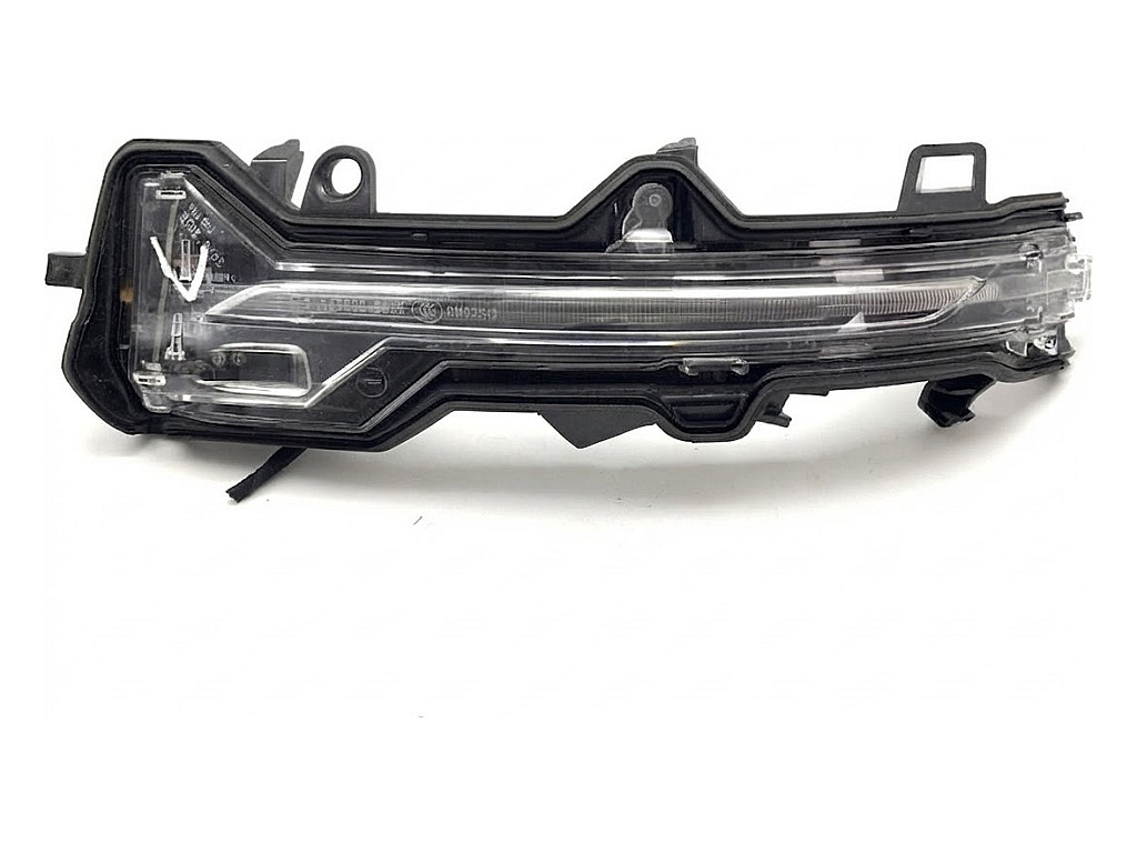 [STARK-912330] Intermitente delantero izquierdo BMW 1 (F70) 118d 110 kW