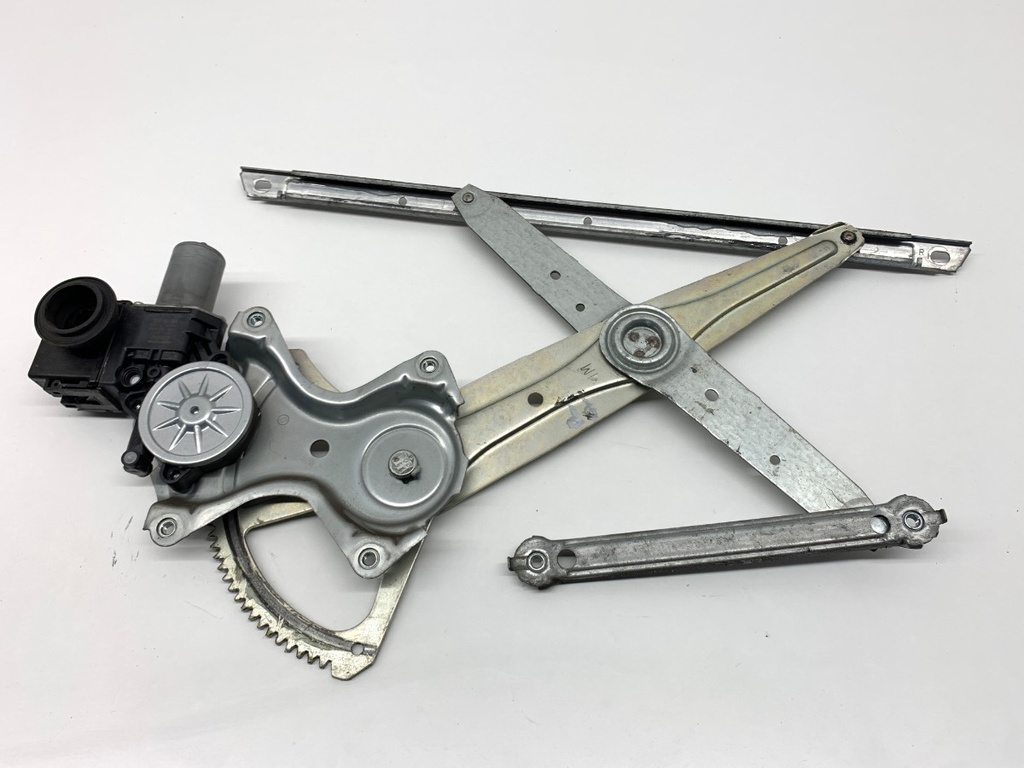 [STARK-920403] Elevalunas delantero derecho LEXUS CT (ZWA10_) 2010-2022