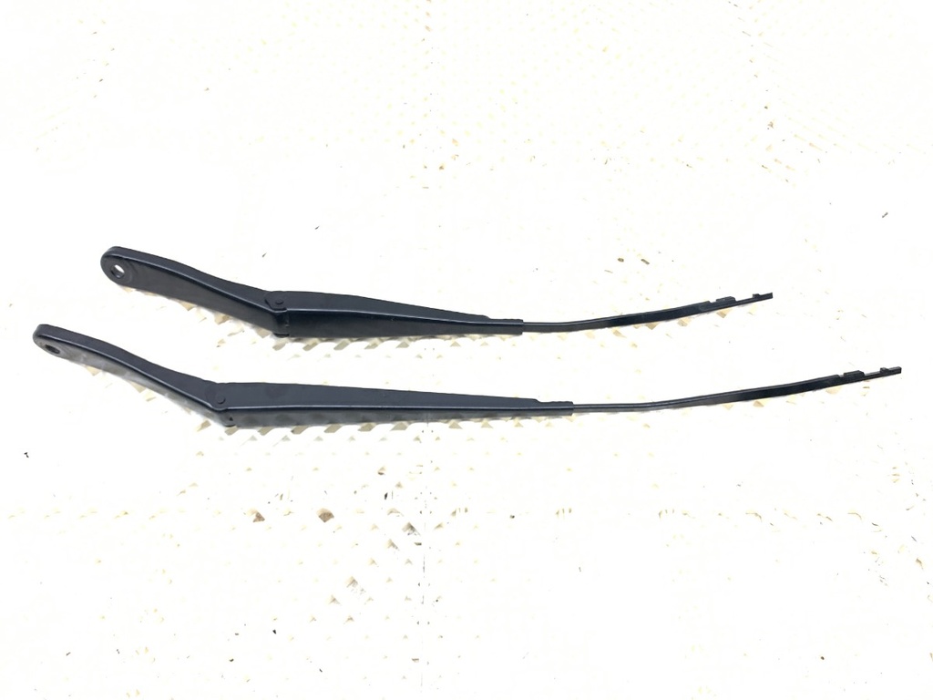 [STARK-921971] Brazo limpiaparabrisas delantero completo OPEL FRONTERA (OV24) 2024-