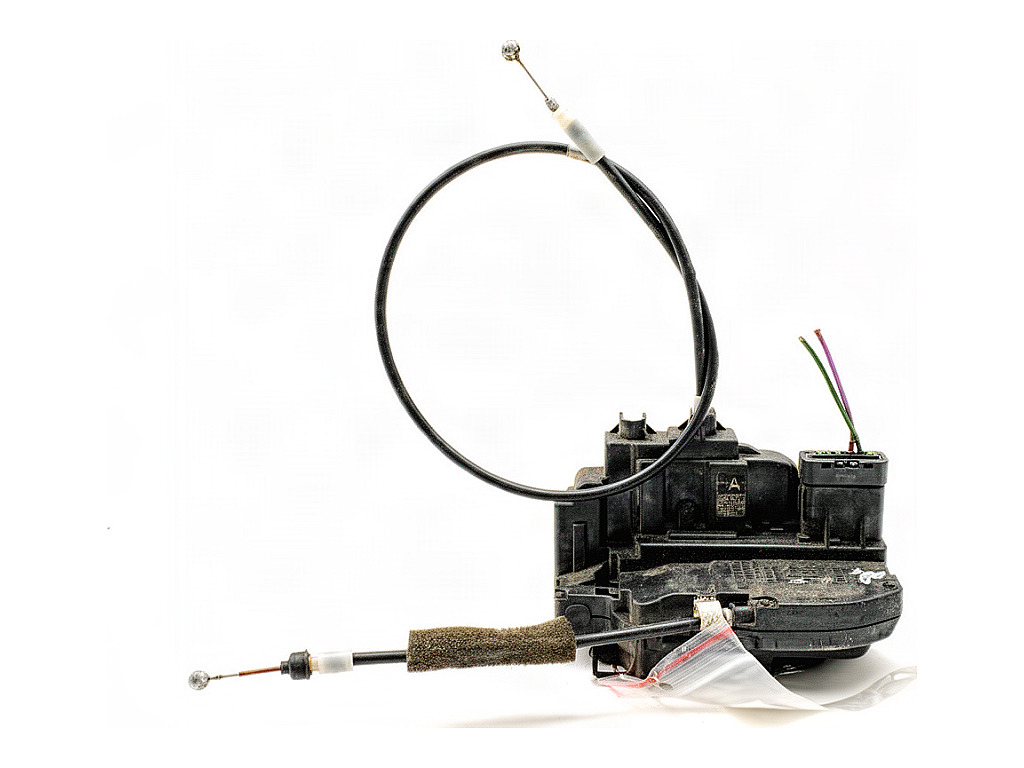 [STARK-933598] Cerradura de puerta delantera derecha Nissan Pathfinder III (R51) 2005-2022
