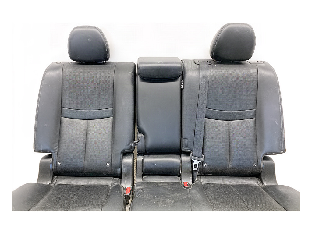 [STARK-934873] Asiento trasero Nissan X-Trail III (T32) 2013-2022 1.6 DIG-T 120 kW