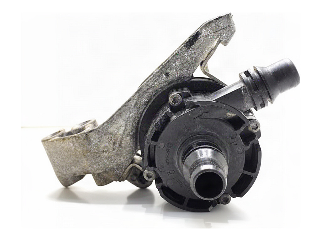 [STARK-938002] Bomba de agua adicional Mercedes-Benz Clase C (W205) 2013-2022