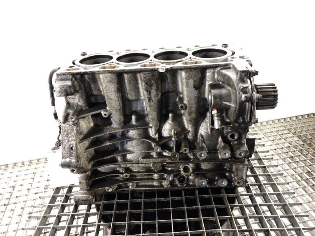 [STARK-685729] Bloque motor VOLVO V40 liftback 2012-2022 D2 88 kW