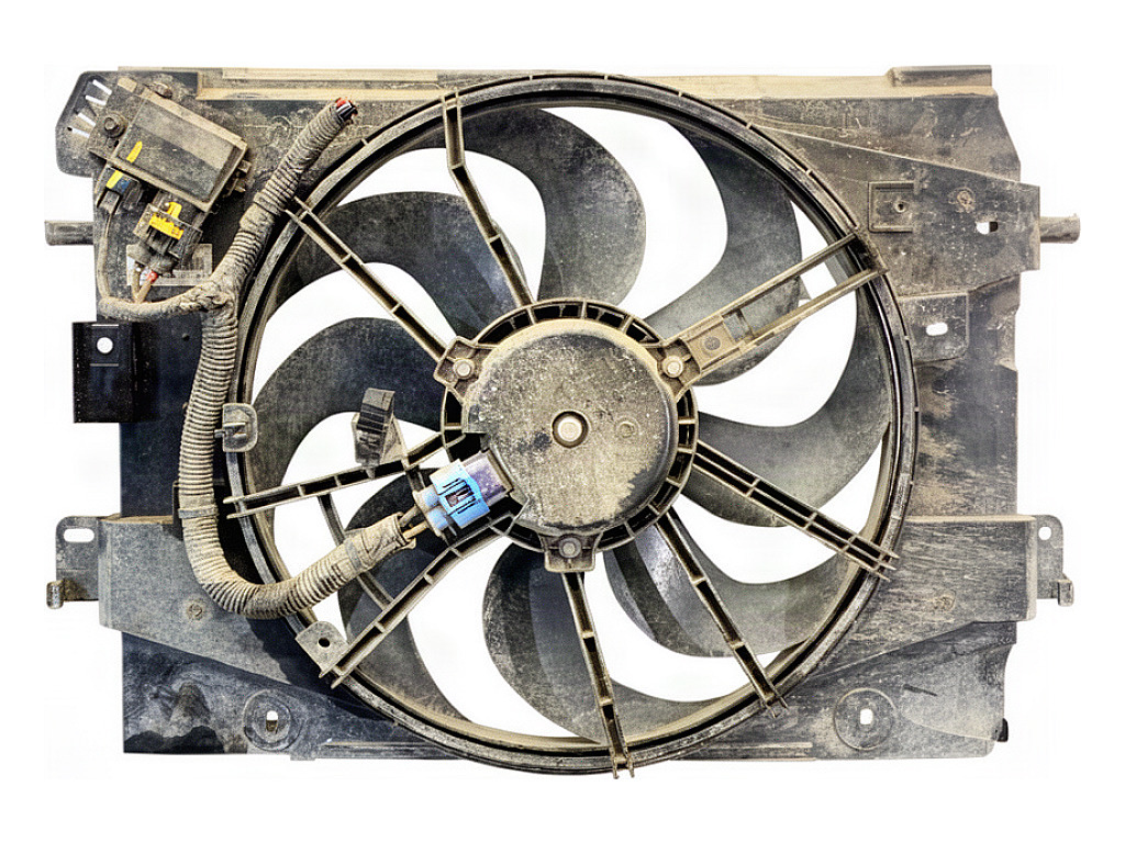 [STARK-938361] Ventilador de radiador Dacia Lodgy (JS_) 1.6 SCe 100 75 kW 2015-2022