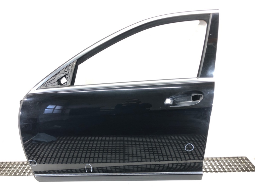 [STARK-476375] Puerta delantera izquierda Mercedes-Benz Clase S (W221) 2005-2013