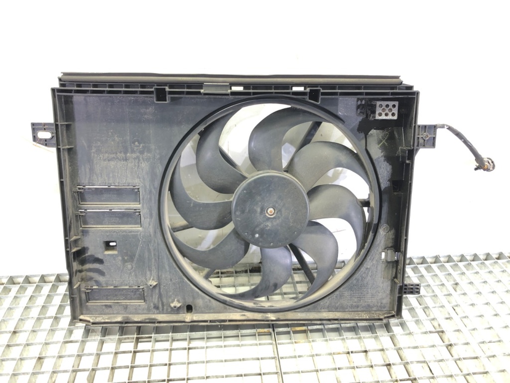 [STARK-629532] Ventilador de radiador PEUGEOT 308 SW II (LC_, LJ_, LR_, LX_, L4_) 1.6 BlueHDi 120 2014-2021