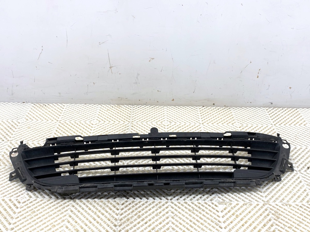 [STARK-882380] Rejilla de parachoques delantero CITROEN C4 II (NC_) 2009-2022