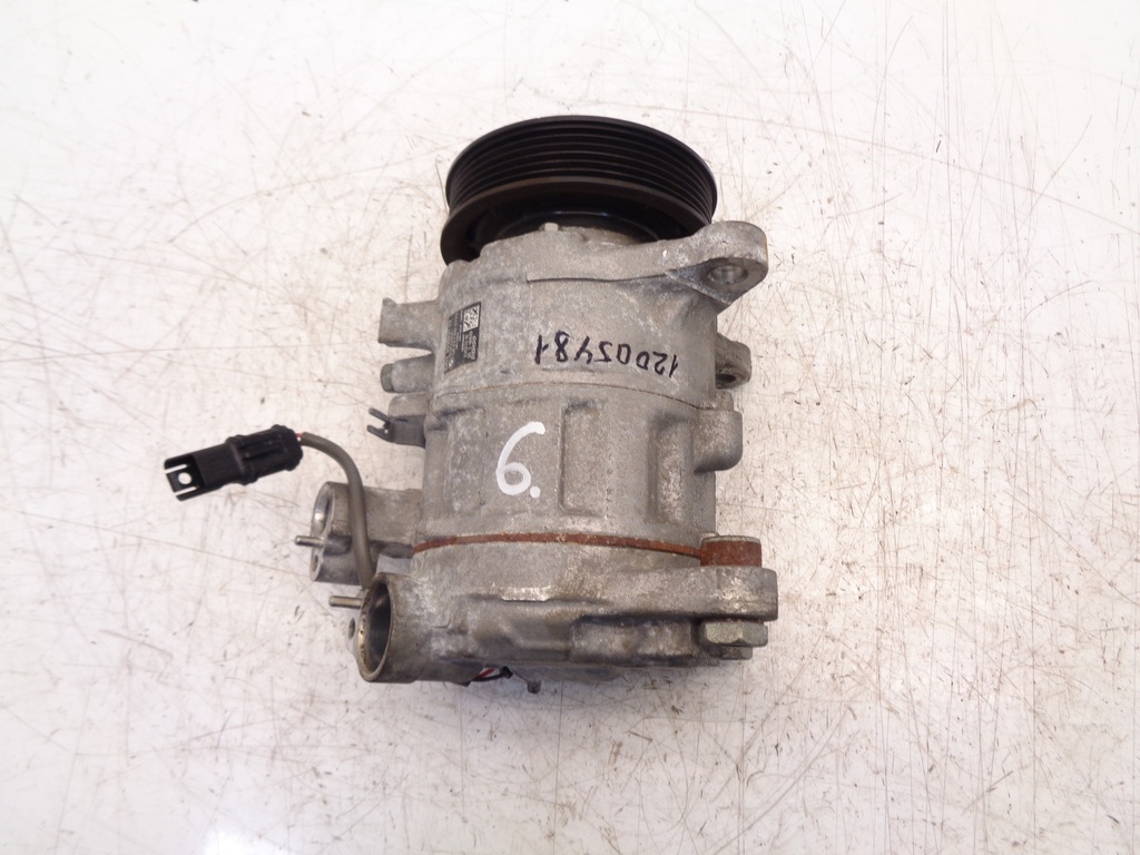 [MTD-381406] Compresor de aire acondicionado BMW Serie 4 F33 F36 F32 F82 3.0 D xDrive N57D30B 9330831