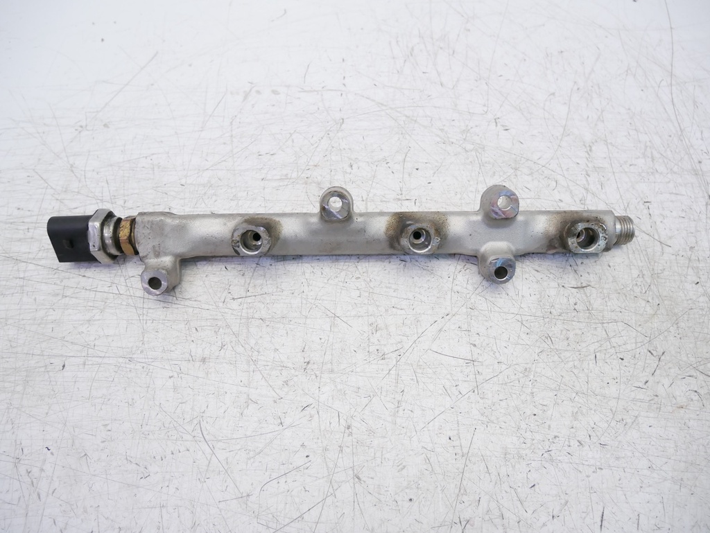 [MTD-408771] Flauta de inyectores para Audi A1, Seat Ibiza, VW Golf 1.0 TSI DKRF/DKR/DKRA 04C133320C