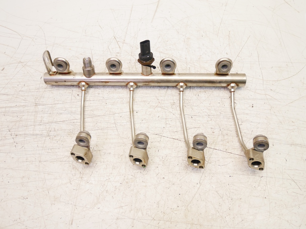 [MTD-401402] Rail de inyectores Opel Astra K 1.4 Turbo LE2 D14XFT B14XFT 12672583