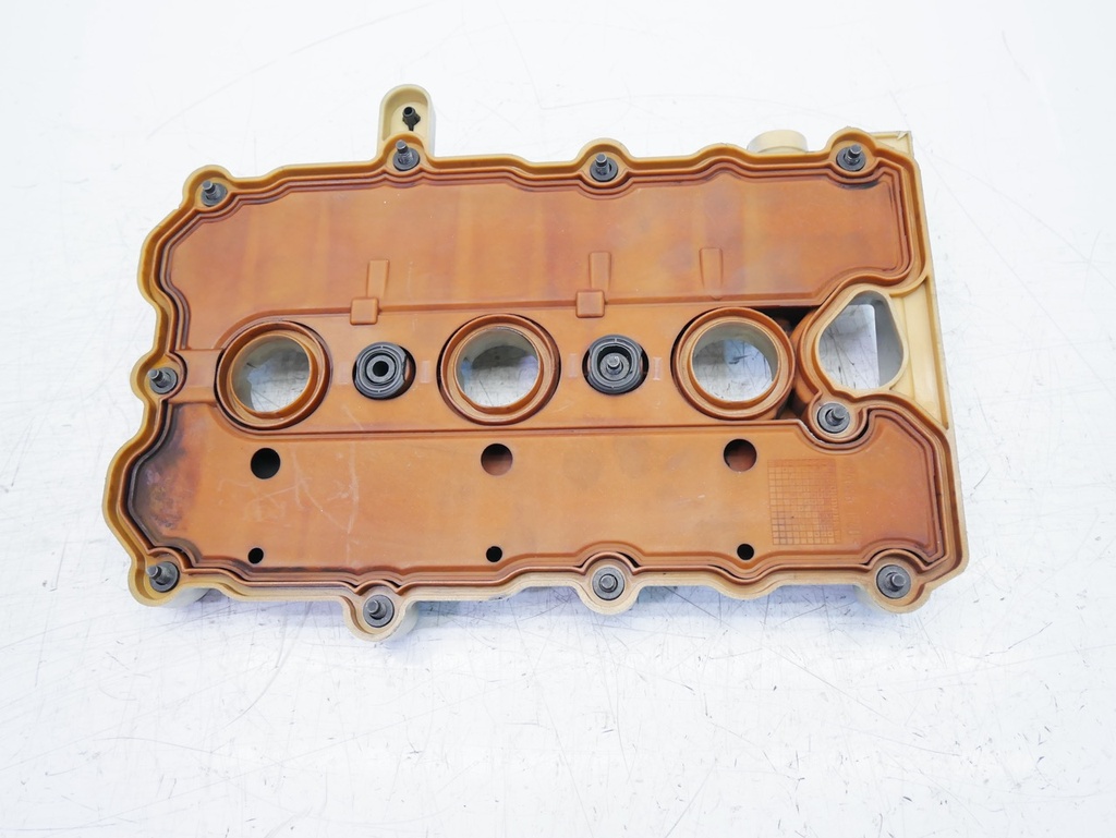 [MTD-414890] Tapa de balancines Audi A6 C6 2.4 V6 BDW 06E103472L